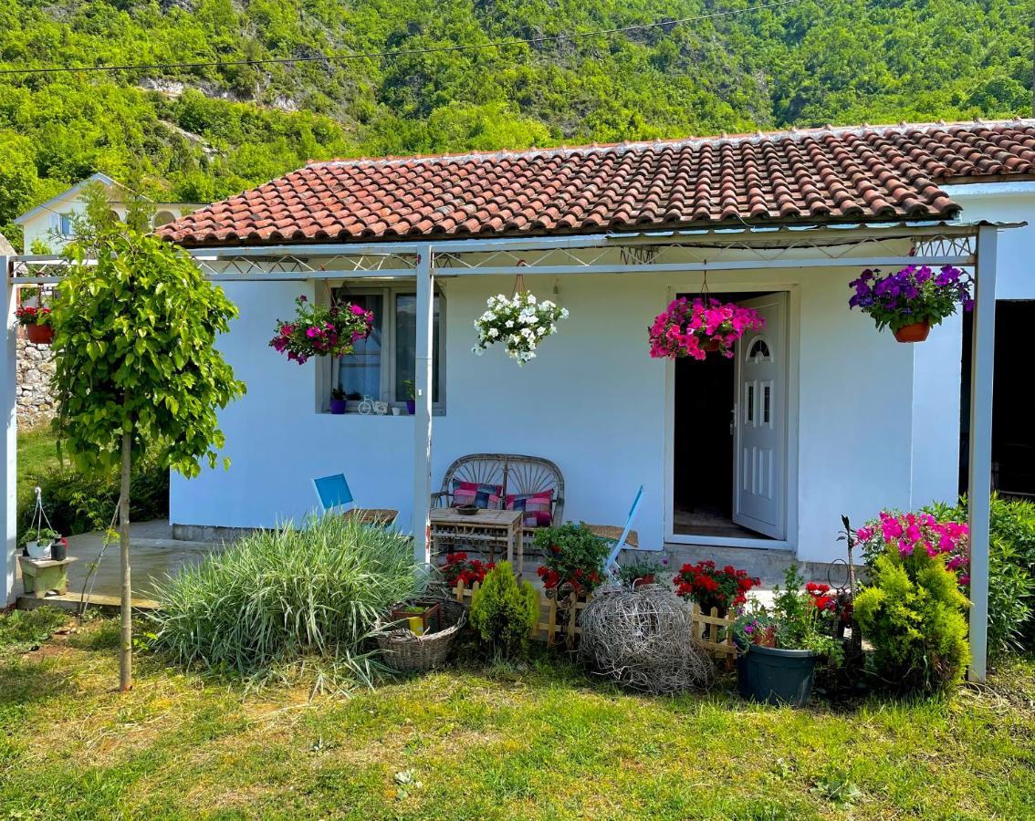 Sunlight Cottage Maya Вирпазар Екстериор снимка